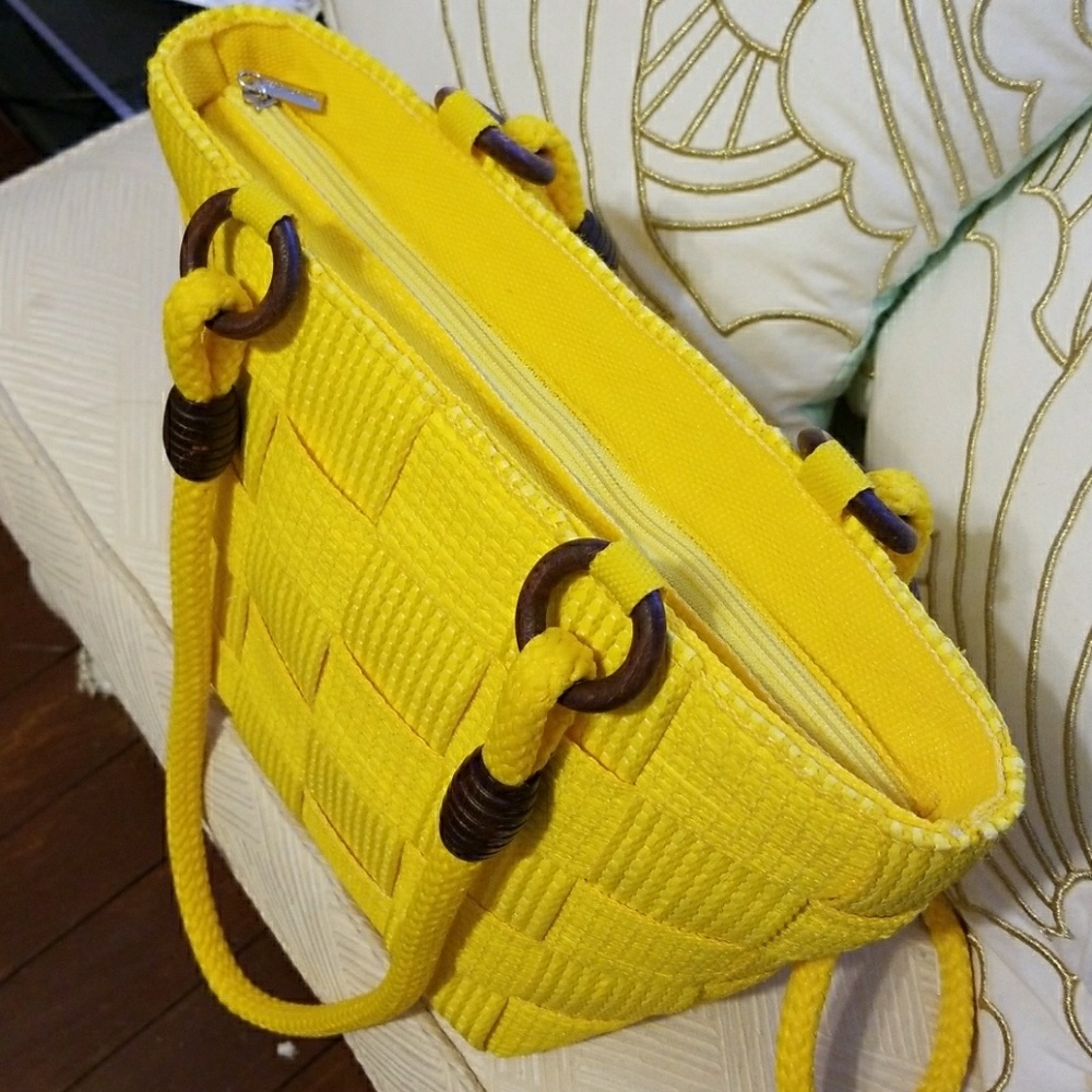 M & G Bertini Yellow woven long strips tote